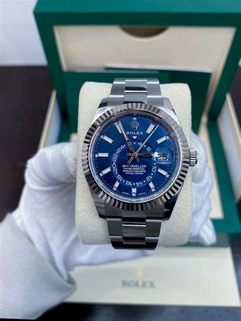 rolex sky dweller blau preis|rolex sky dweller oyster bracelet.